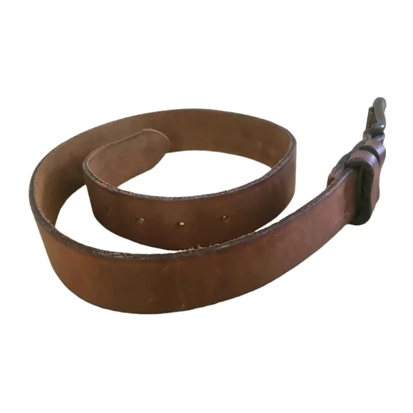 Classic Brown Leather Belt - Picture 2 of 8